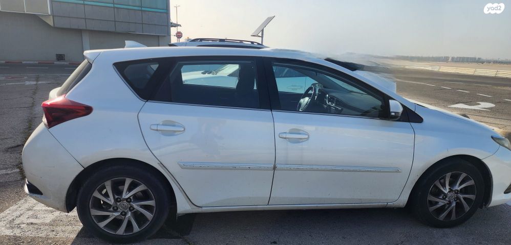 מודעת רכב טויוטה אוריס