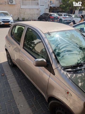 מודעת רכב טויוטה יאריס