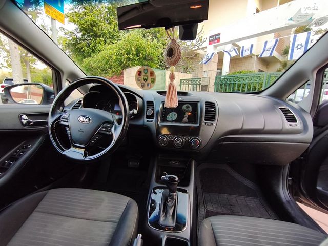 מודעת רכב קיה פורטה 