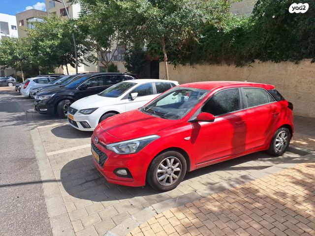 מודעת רכב יונדאי i20