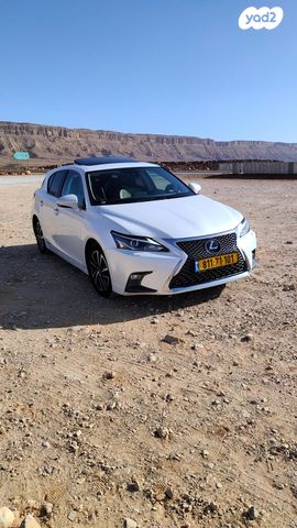 מודעת רכב לקסוס CT