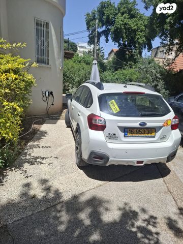 מודעת רכב סובארו XV