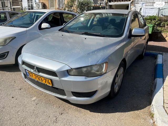 מודעת רכב מיצובישי לנסר