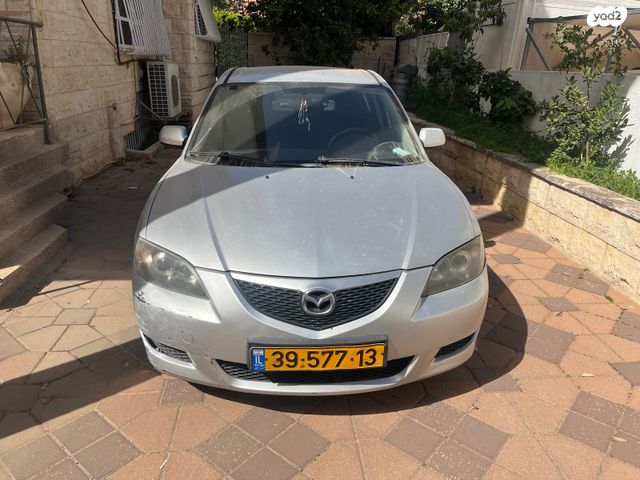 מודעת רכב מאזדה 3