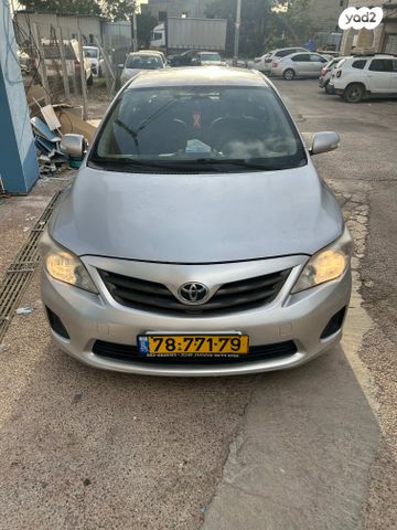 מודעת רכב טויוטה קורולה