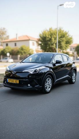 מודעת רכב טויוטה C-HR