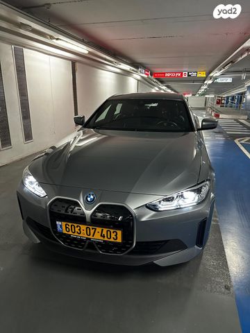 מודעת רכב ב מ וו i4