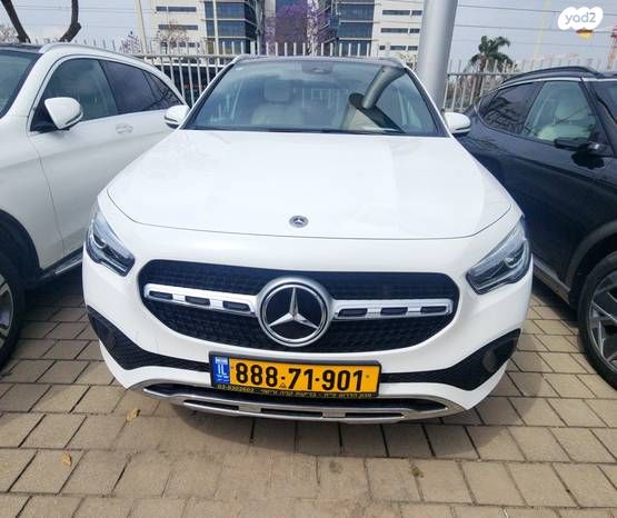 מודעת רכב מרצדס-בנץ GLA