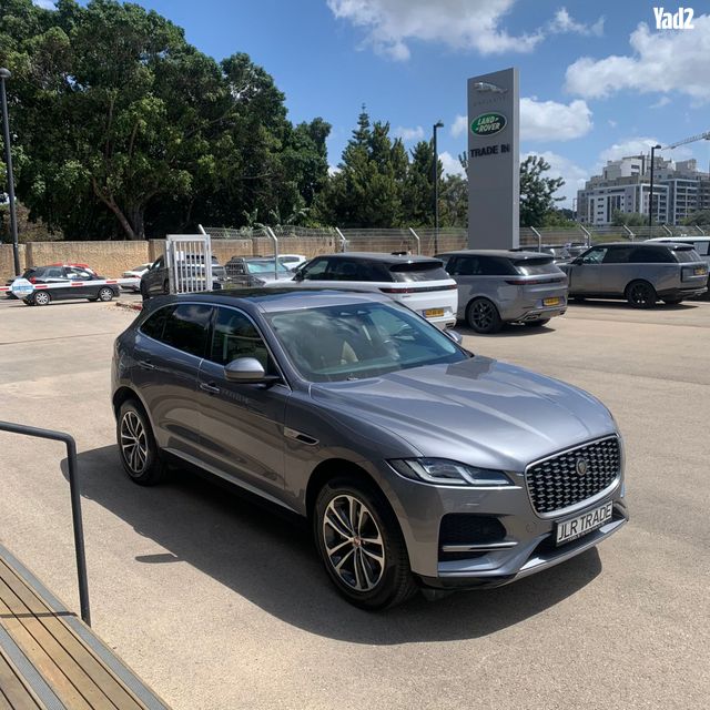 מודעת רכב יגואר F-Pace 2