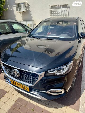 מודעת רכב אם ג'י EHS PHEV