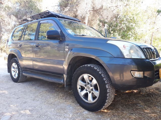 מודעת רכב טויוטה לנד קרוזר