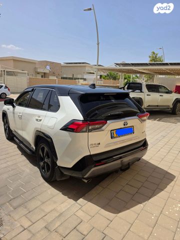 מודעת רכב טויוטה RAV4