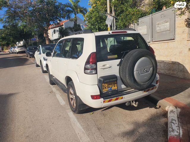 מודעת רכב טויוטה לנד קרוזר