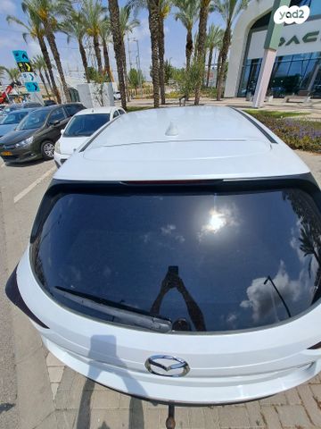 מודעת רכב מאזדה CX-5