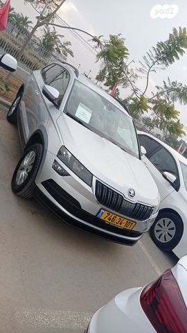מודעת רכב סקודה קארוק