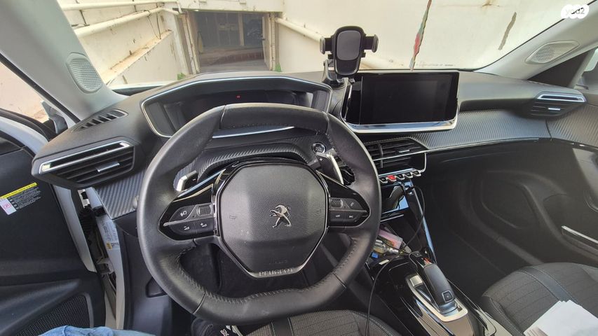 מודעת רכב פיג'ו 2008