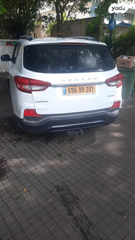 מודעת רכב סאנגיונג רקסטון