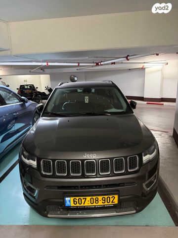 מודעת רכב ג'יפ קומפאס