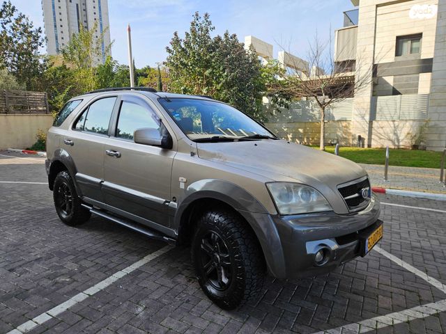 מודעת רכב קיה סורנטו