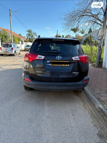 מודעת רכב טויוטה RAV4