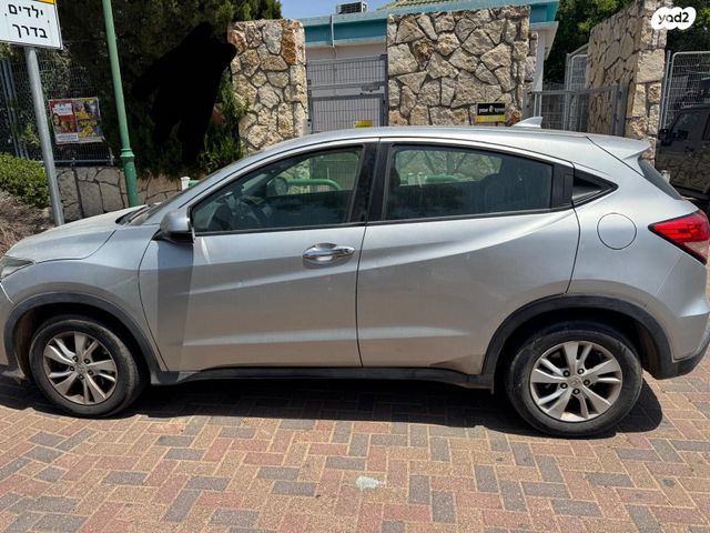 מודעת רכב הונדה HR-V