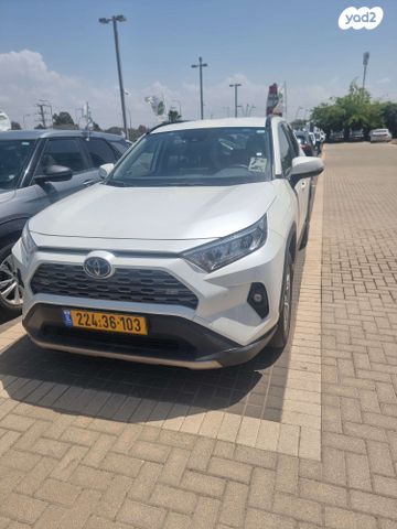 מודעת רכב טויוטה RAV4