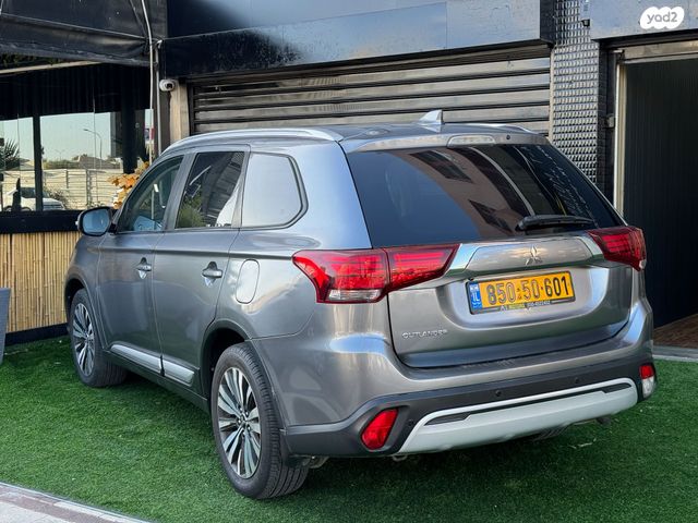מודעת רכב מיצובישי אאוטלנדר