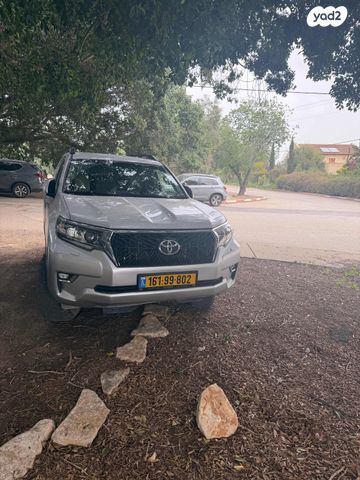 מודעת רכב טויוטה לנד קרוזר