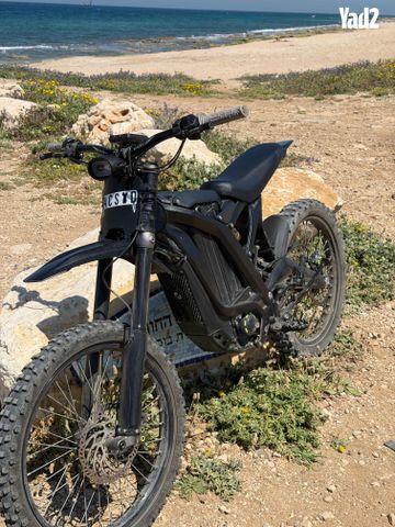 מודעת רכב סורון Light Bee X