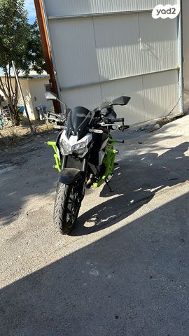 מודעת רכב קאוואסאקי Z900
