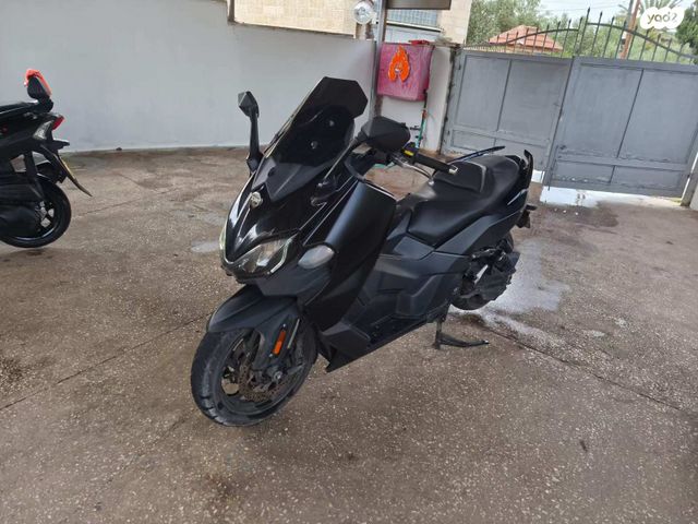 מודעת רכב סאן יאנג TL500