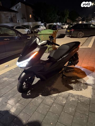 מודעת רכב הונדה PCX 125