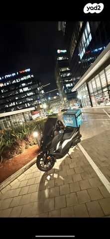 מודעת רכב סאן יאנג קרוזים 300