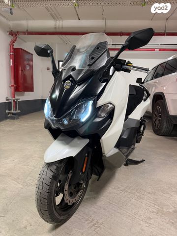 מודעת רכב סאן יאנג TL500