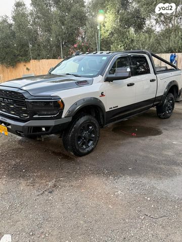 מודעת רכב דודג'