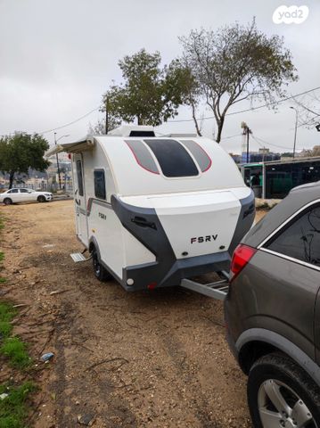 מודעת רכב נגרר (קראוון נגרר)