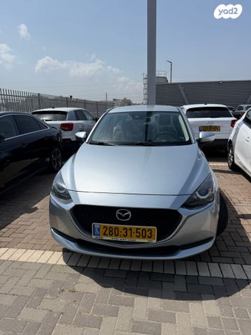 מודעת רכב מאזדה 2