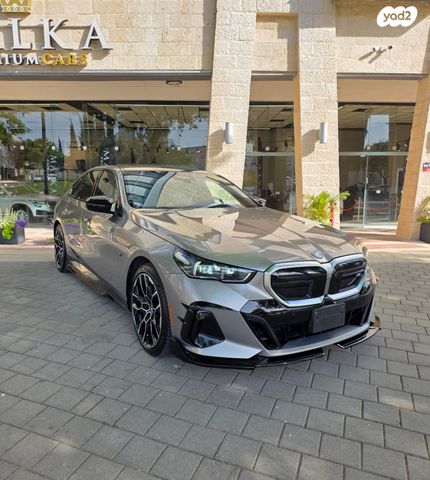 מודעת רכב ב מ וו I5