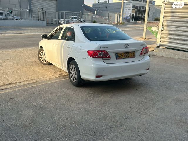 מודעת רכב טויוטה קורולה 2