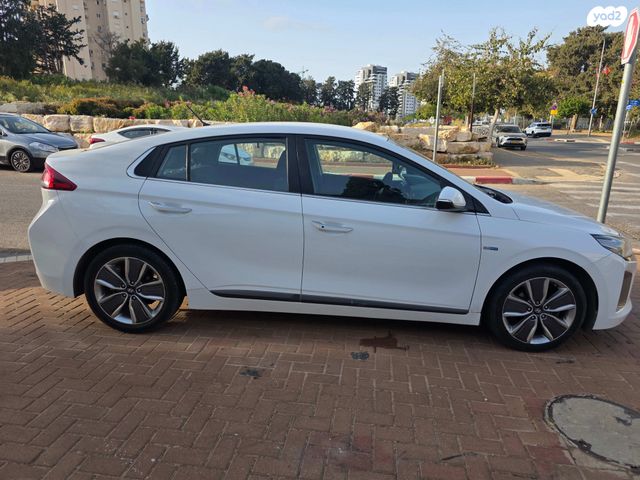 מודעת רכב יונדאי איוניק