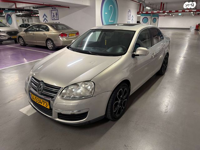 מודעת רכב פולקסווגן ג'טה 