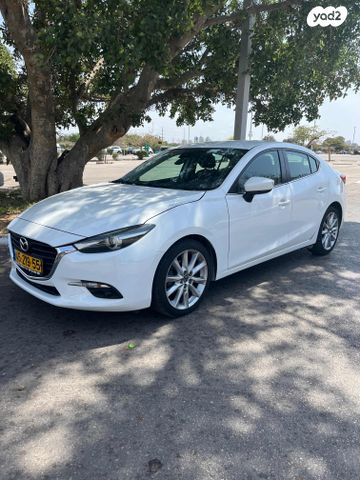 מודעת רכב מאזדה 3
