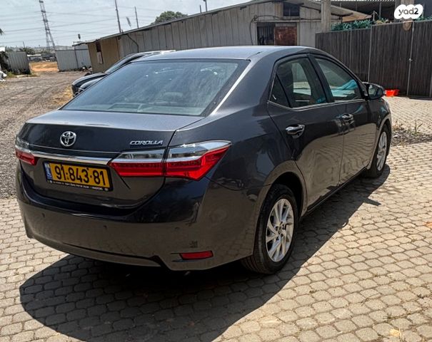 מודעת רכב טויוטה קורולה