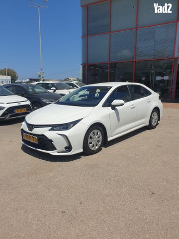 מודעת רכב טויוטה קורולה 1