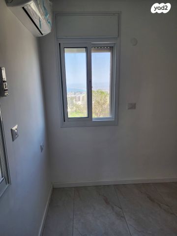 יהודה בורלא 13