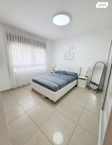 אהוד מנור 16