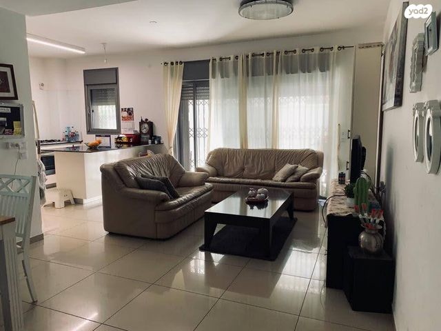 יחזקאל הנביא 4