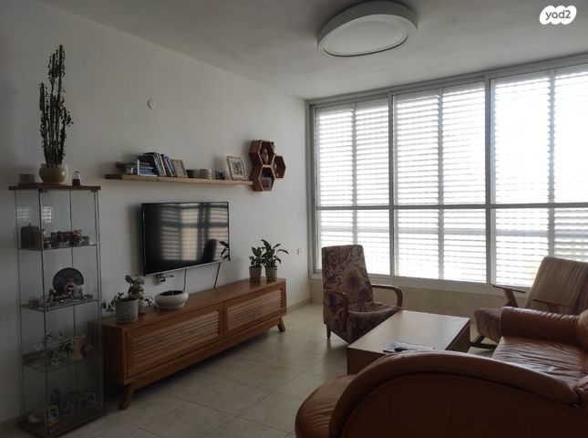 ז'בוטינסקי 86