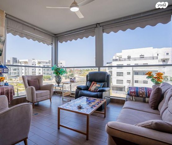 גולדה מאיר 15