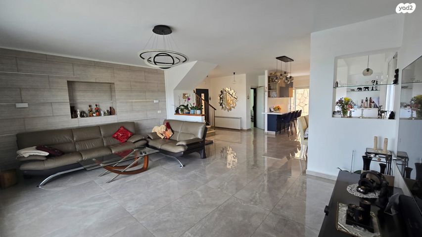 יהושע ברוכי 3